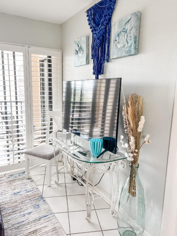 ליבוניה Knot A Care Remodeled Direct Water Access Condo With Ocean And Pool Views Now Sleeps Six מראה חיצוני תמונה