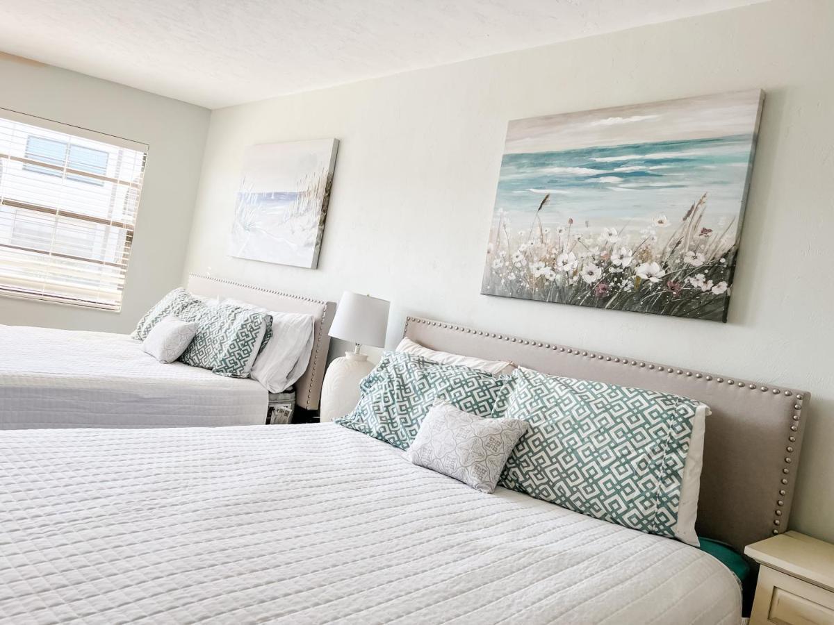 ליבוניה Knot A Care Remodeled Direct Water Access Condo With Ocean And Pool Views Now Sleeps Six מראה חיצוני תמונה